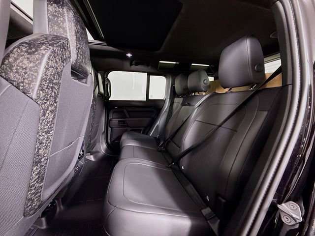 New 2026 Land Rover Defender 110 OCTA AWD/4WD image 24