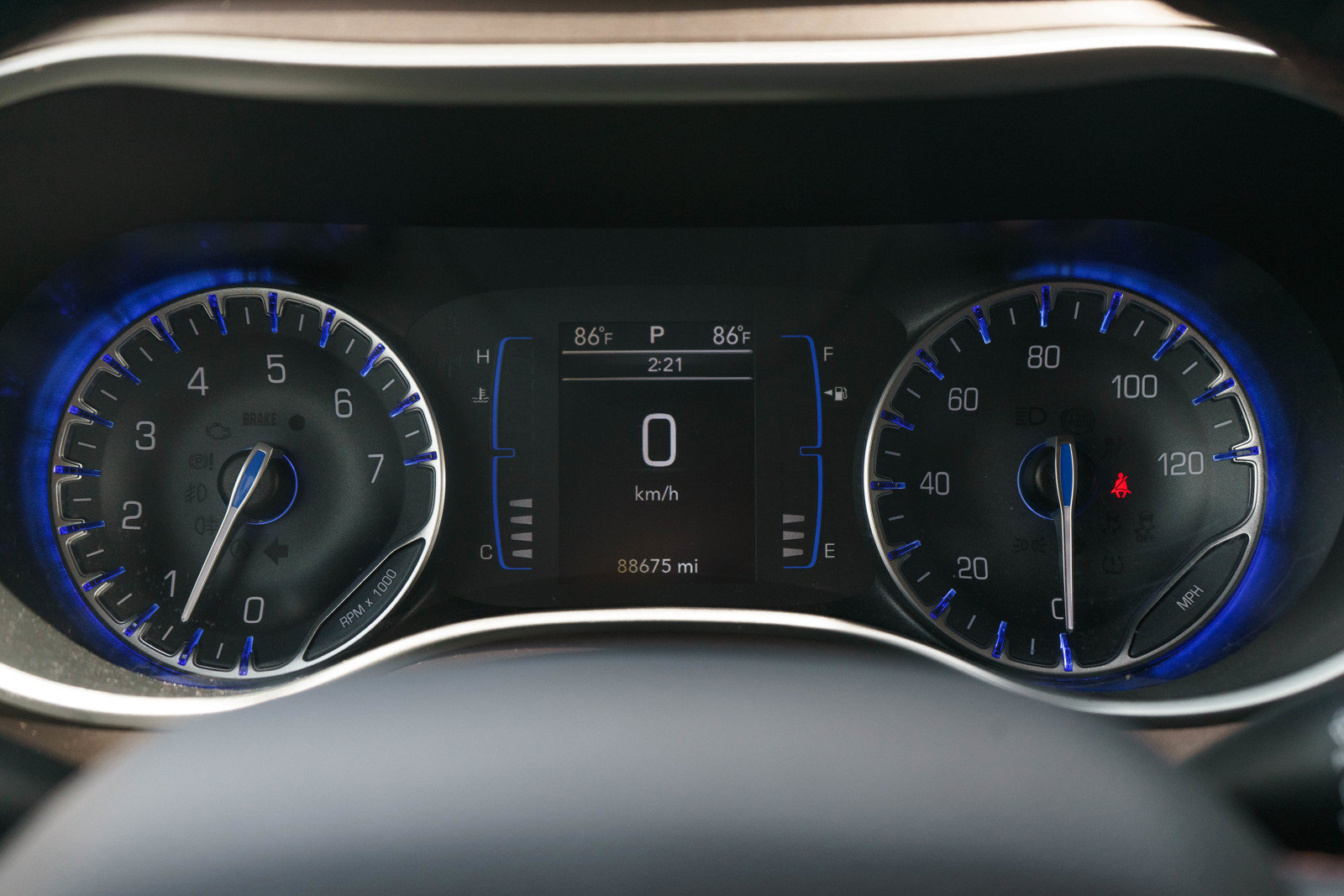 Used 2019 Chrysler Pacifica Touring-L FWD image 13