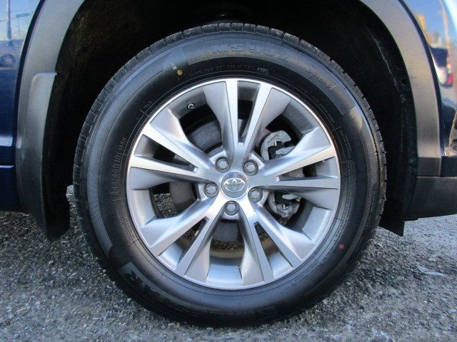 Used 2015 Toyota Highlander XLE image 11