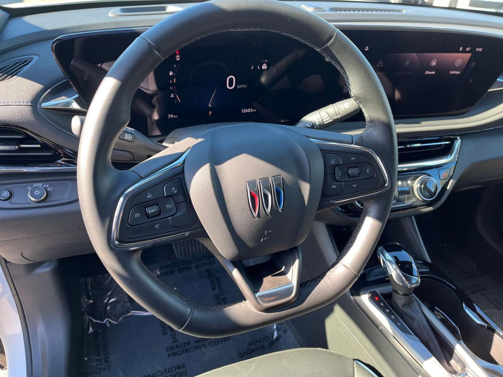 Used 2025 Buick Envista Sport Touring image 28