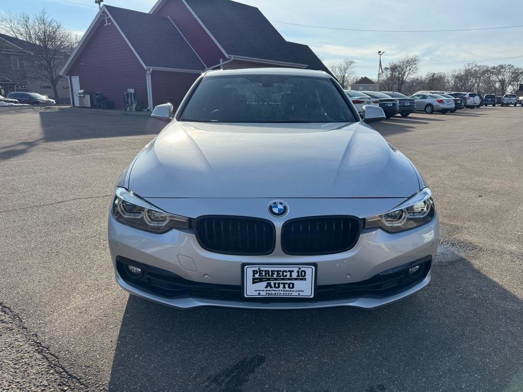 Used 2018 BMW 330i xDrive 330i xDrive Sedan w/ Convenience Package image 12