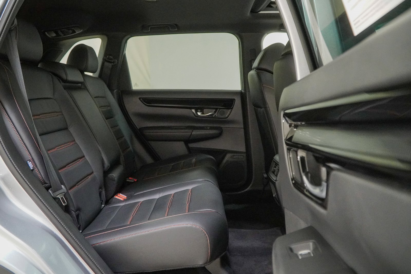 Certified 2025 Honda CR-V Sport Touring image 38