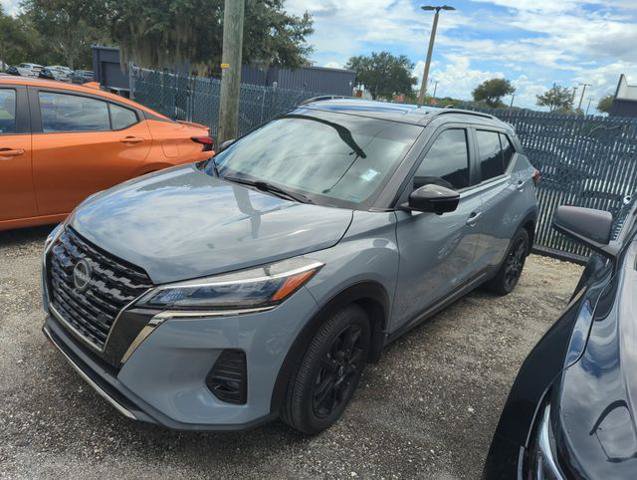 Certified 2024 Nissan Kicks SR FWD image 2
