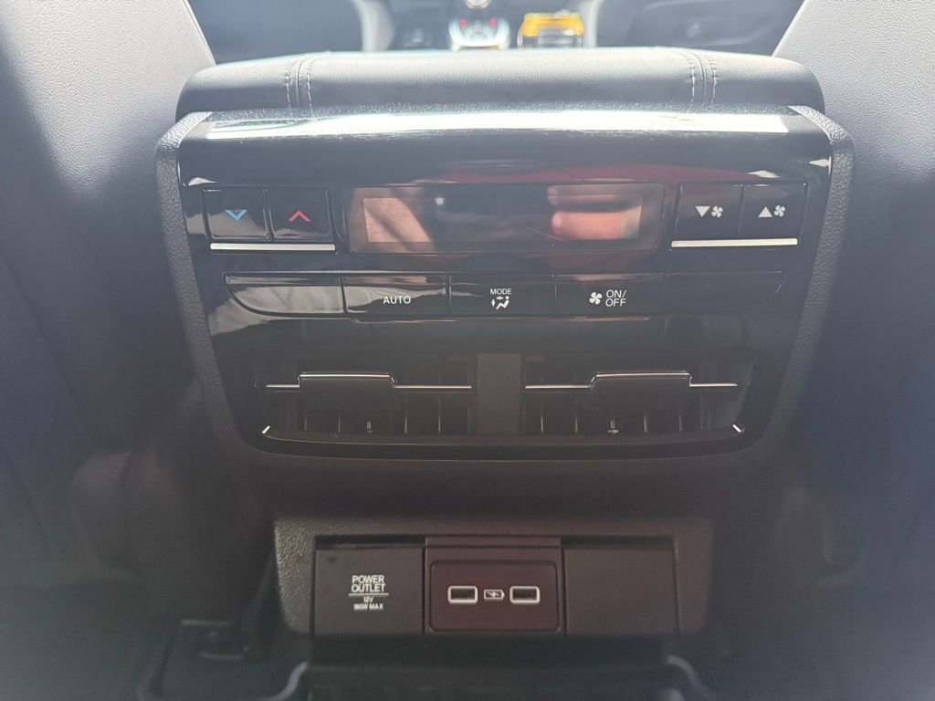 Used 2024 Acura MDX SH-AWD w/ Technology Package image 18