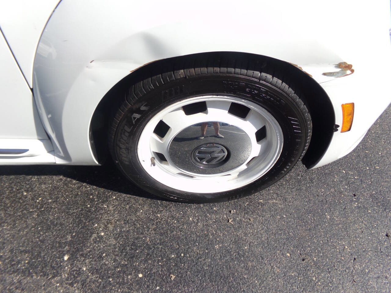 Used 2015 Volkswagen Beetle 1.8T Classic image 35