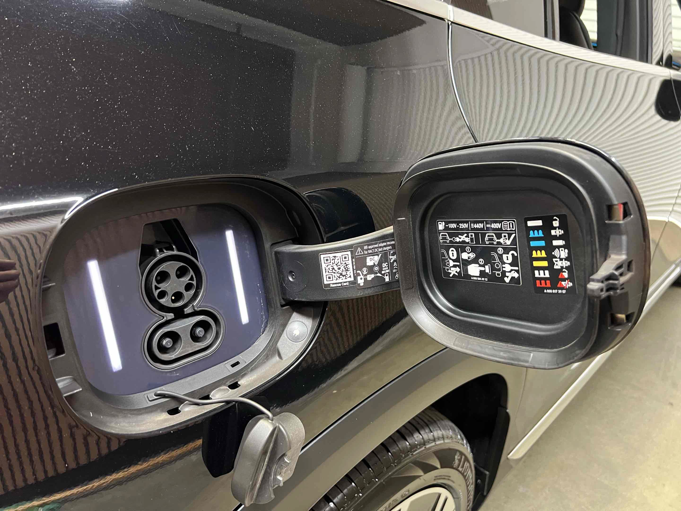 Used 2023 Mercedes-Benz EQE 350+ SUV image 9