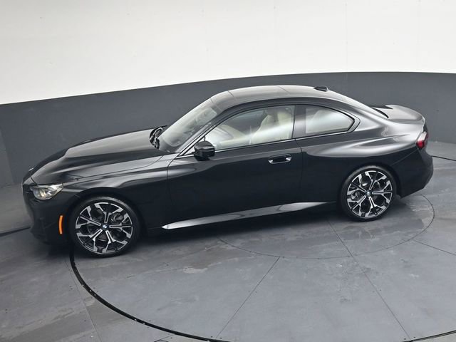 Used 2025 BMW 230i Coupe w/ Premium Package RWD image 26
