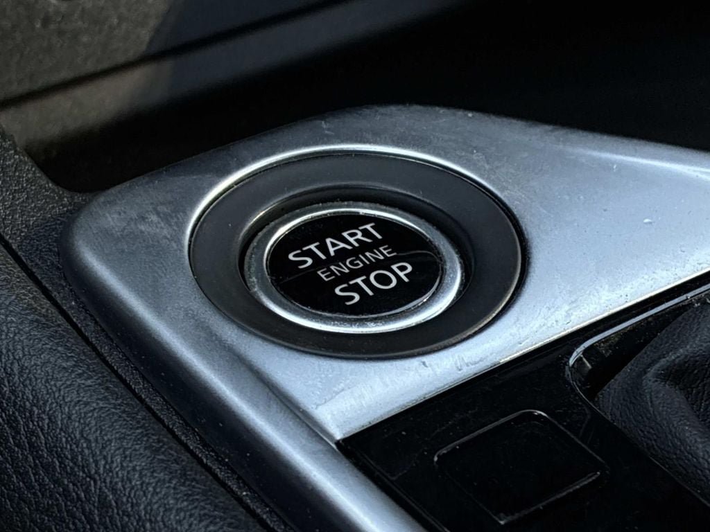Certified 2023 Nissan Sentra SV FWD image 27