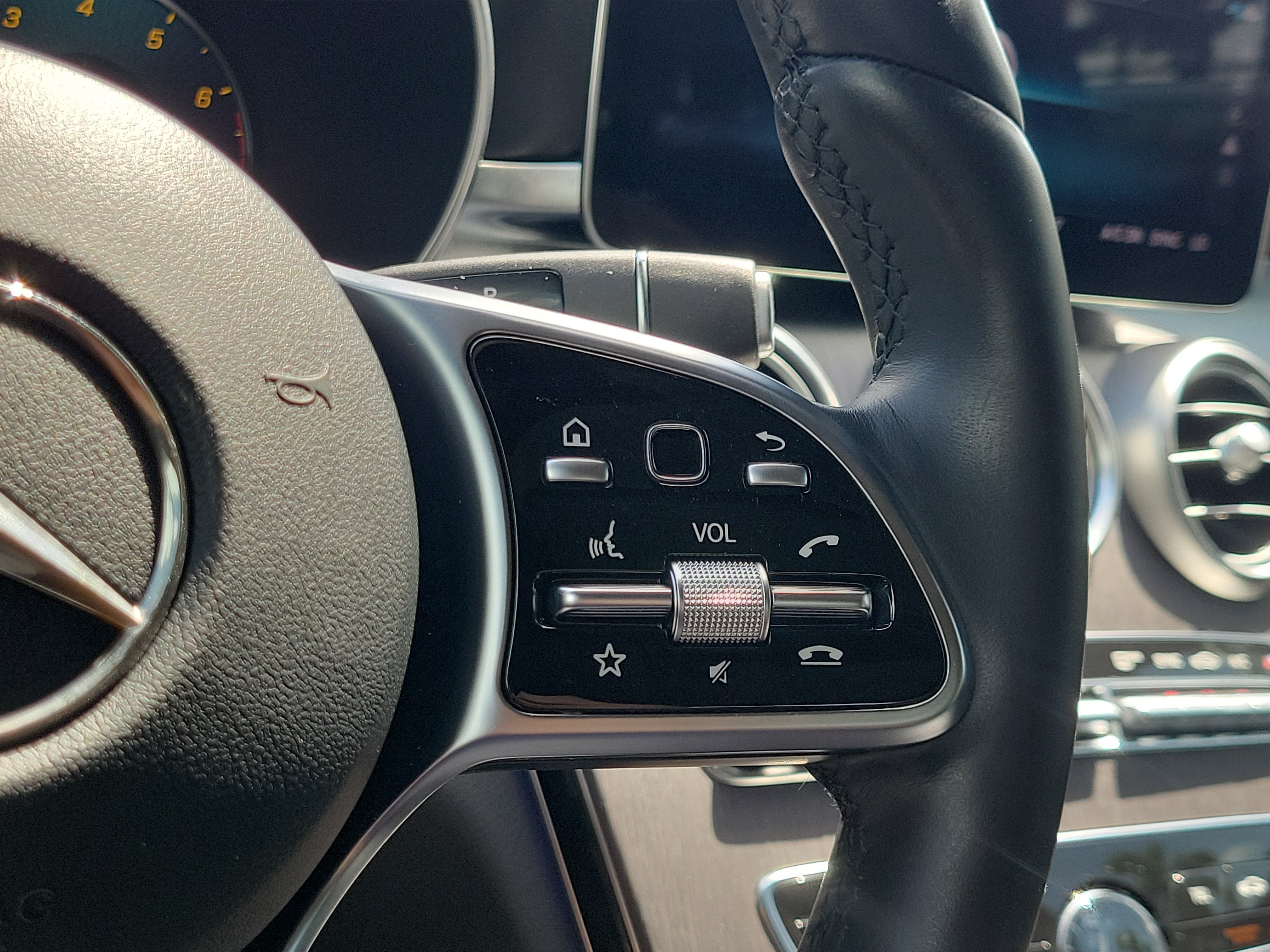 Used 2021 Mercedes-Benz C 300 4MATIC Sedan image 18