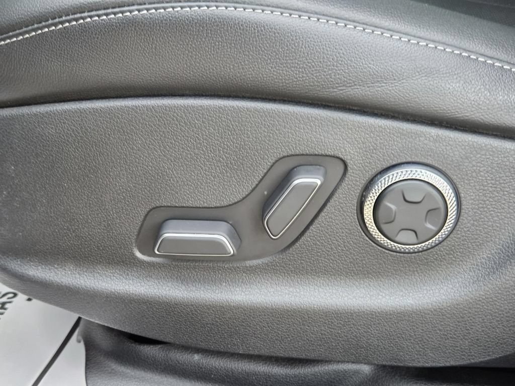 Used 2023 Genesis G80 2.5T AWD/4WD image 23
