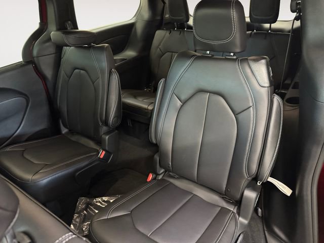 New 2026 Chrysler Pacifica Select FWD image 20
