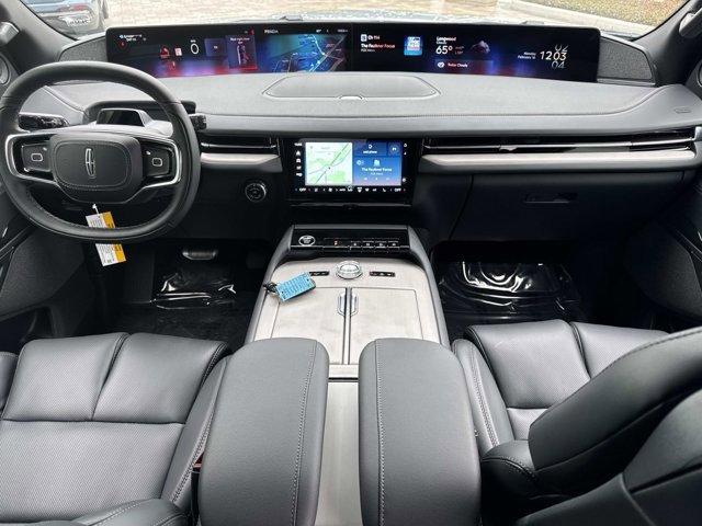 New 2026 Lincoln Navigator L Reserve w/ Jet Appearance Package image 25