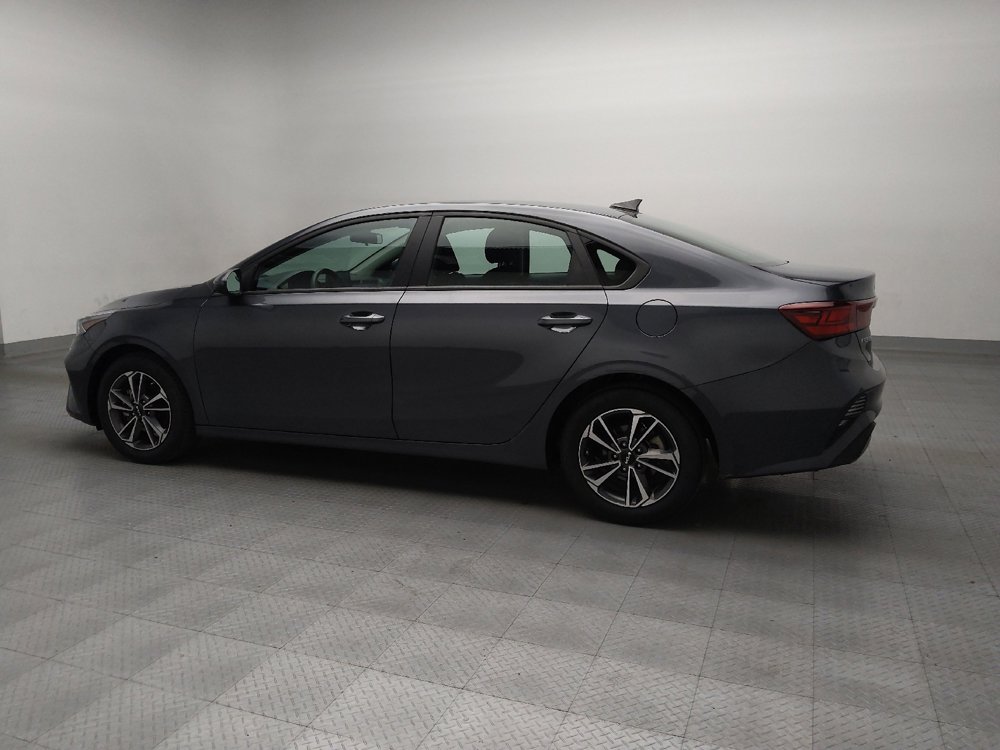 Used 2024 Kia Forte LXS image 3