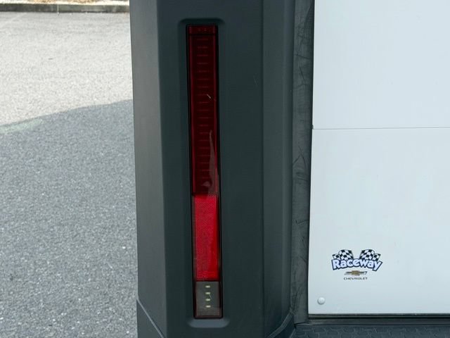 Used 2024 Chevrolet Brightdrop 600 w/ Commercial Equipment Package AWD/4WD image 20