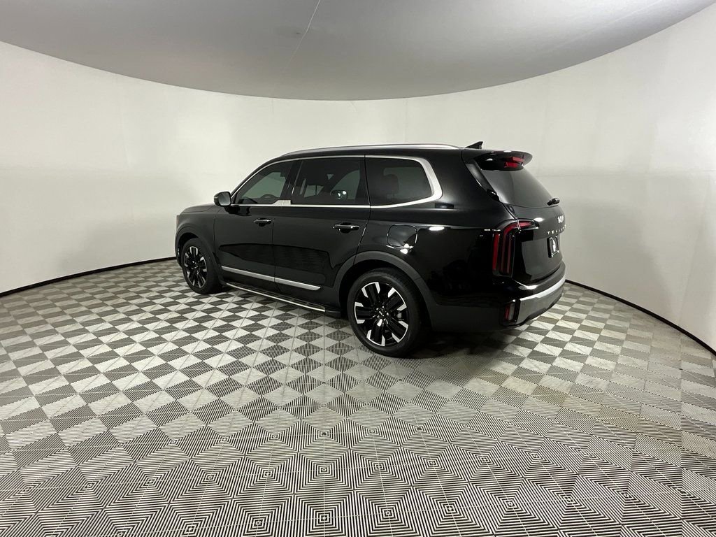 Used 2024 Kia Telluride SX image 3