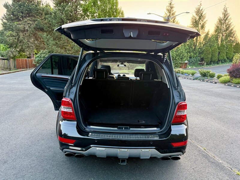 Used 2009 Mercedes-Benz ML 63 AMG 4MATIC image 8