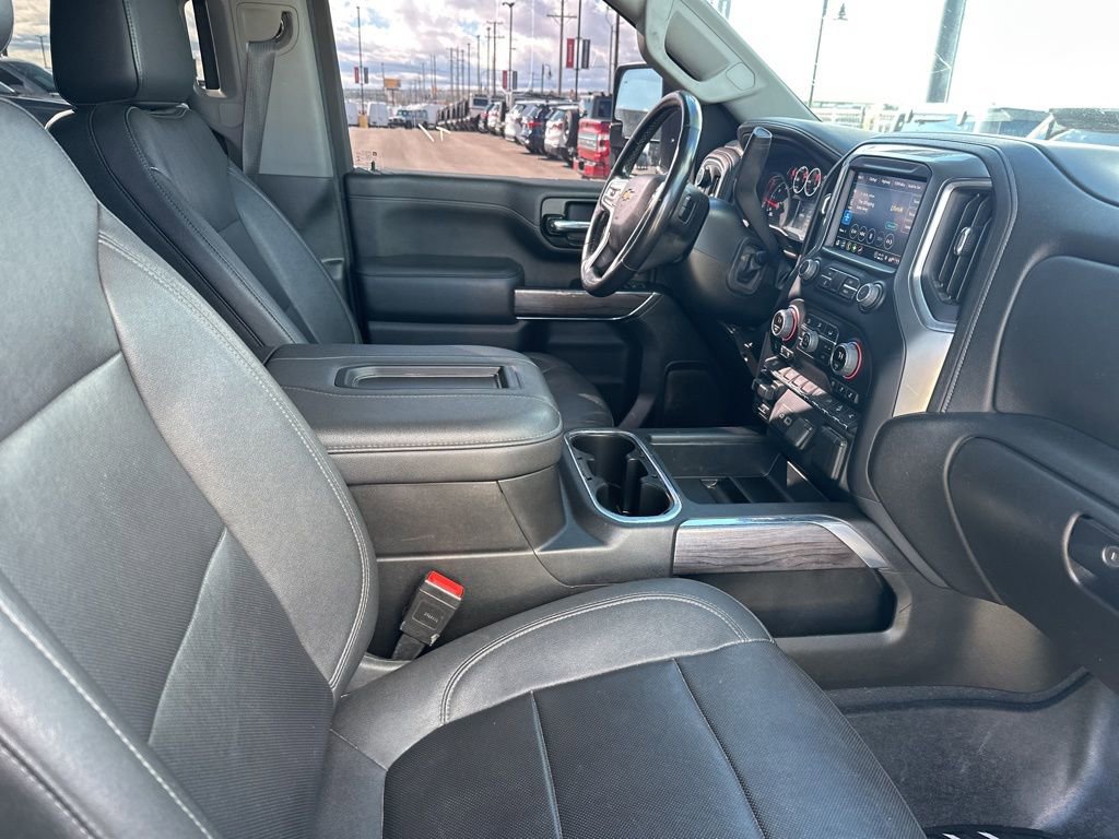 Used 2022 Chevrolet Silverado 2500 LTZ w/ LTZ Plus Package AWD/4WD image 5