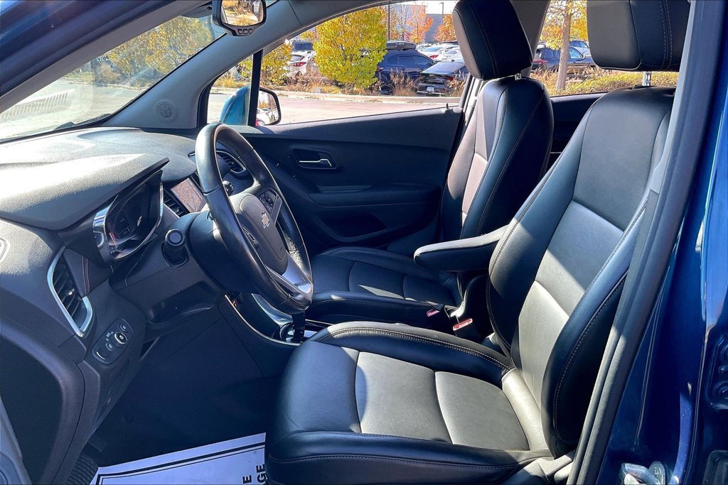 Used 2020 Chevrolet Trax Premier AWD/4WD image 29