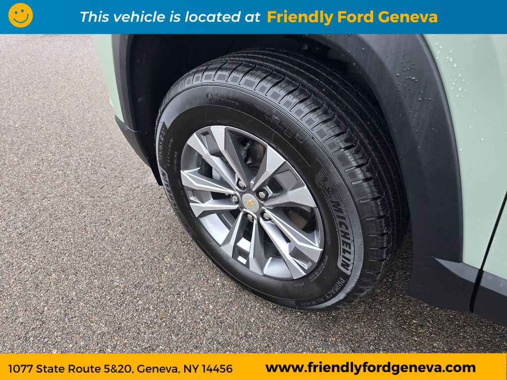 Used 2026 Chevrolet Equinox LT w/ Convenience Package II AWD/4WD image 9