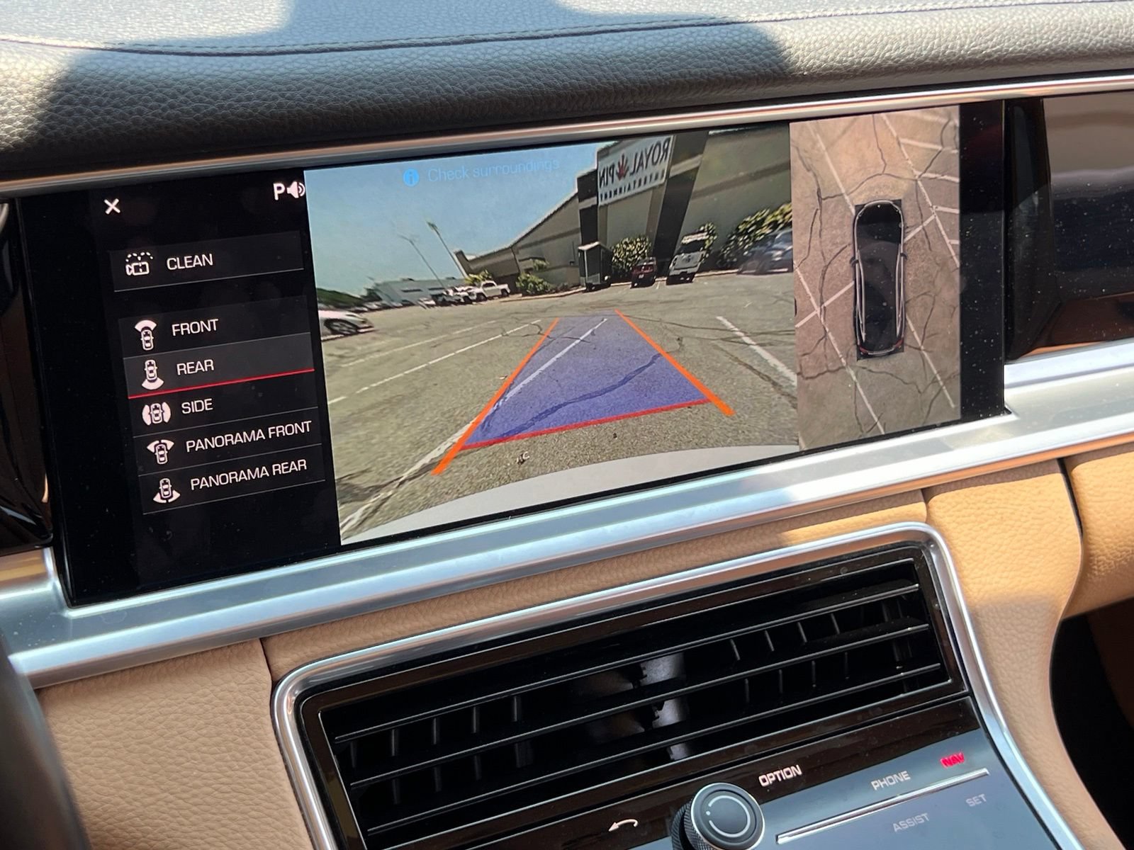 Certified 2018 Porsche Panamera 4S AWD/4WD image 31
