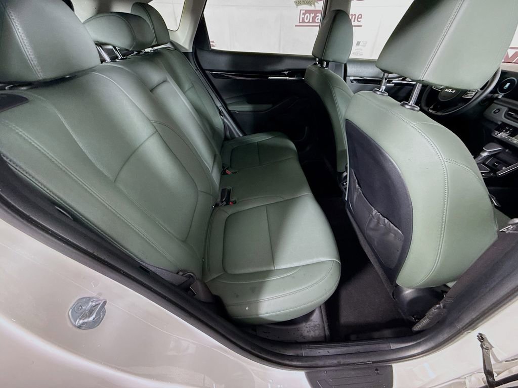 Used 2024 Kia Seltos SX AWD/4WD image 30