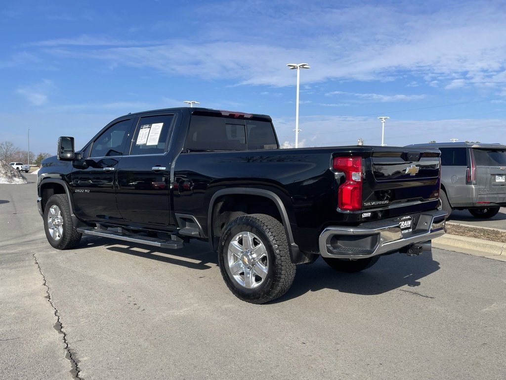Used 2023 Chevrolet Silverado 2500 LTZ image 5