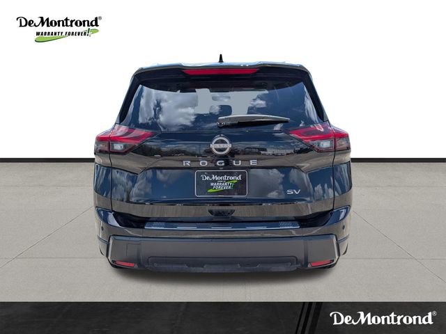 Used 2024 Nissan Rogue SV w/ SV Premium Package image 6