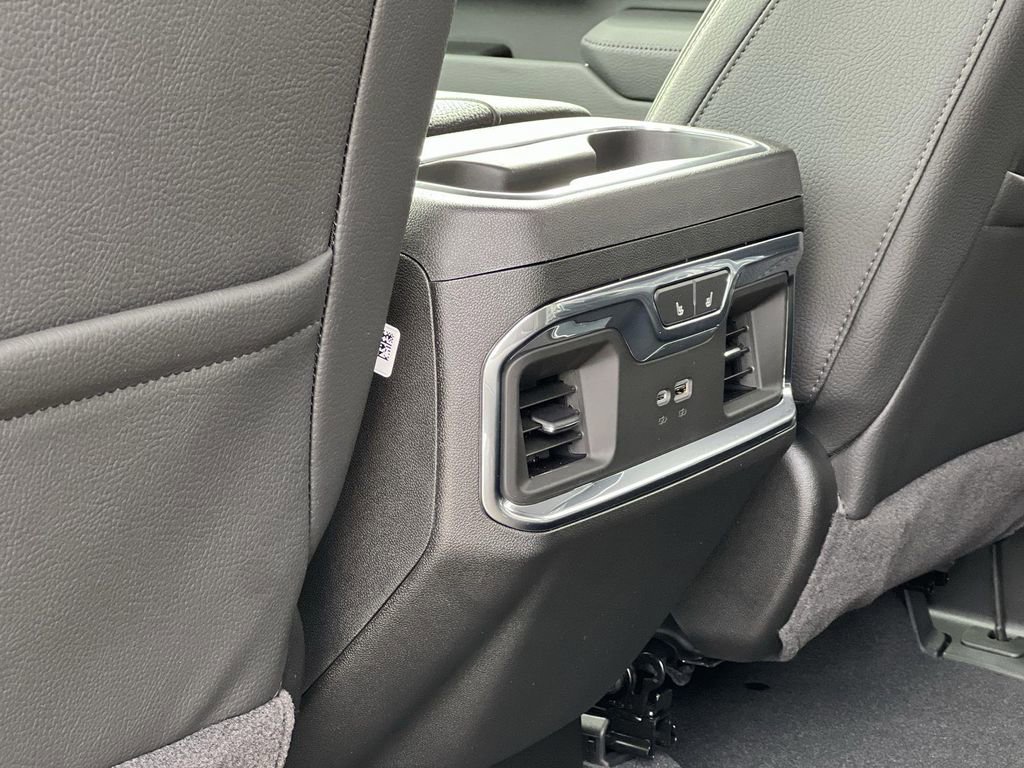 New 2026 GMC Sierra 3500 Denali AWD/4WD image 27