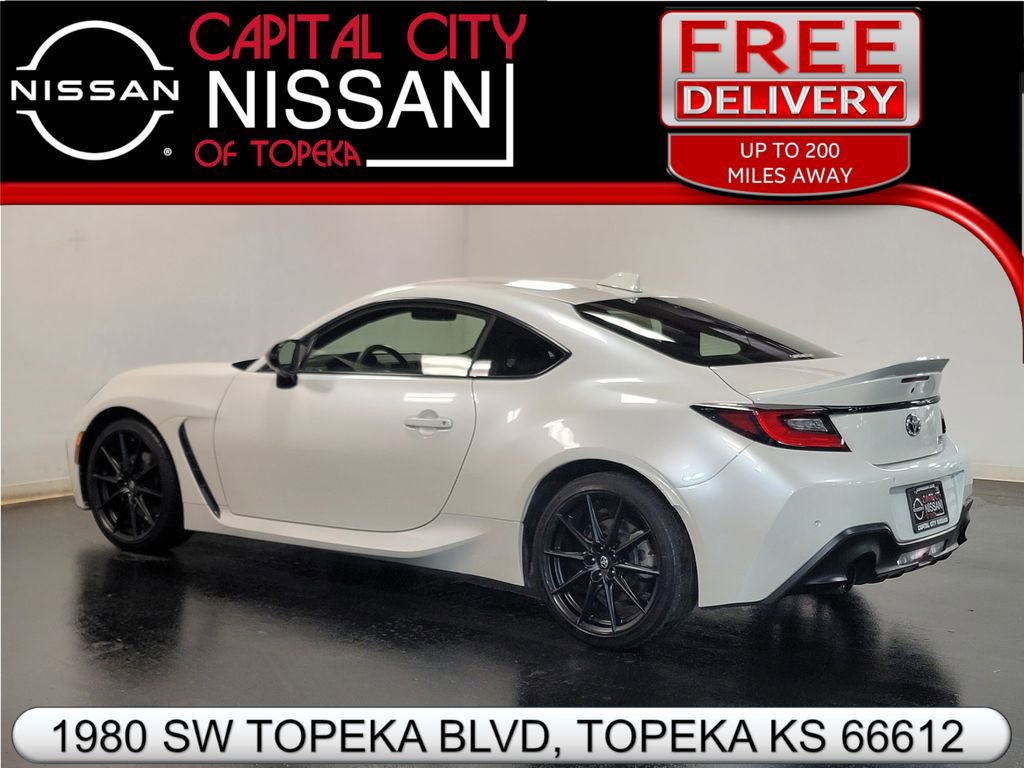 Used 2023 Toyota GR86 Premium image 24
