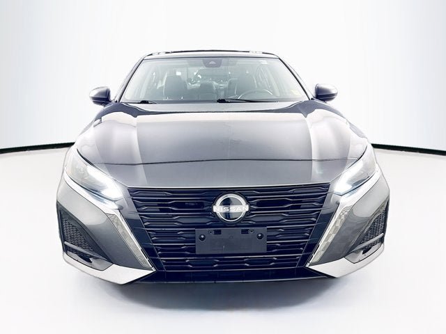 Certified 2024 Nissan Altima 2.5 S FWD image 2