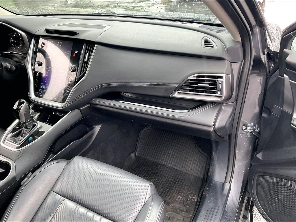 Used 2022 Subaru Outback Limited AWD/4WD image 12