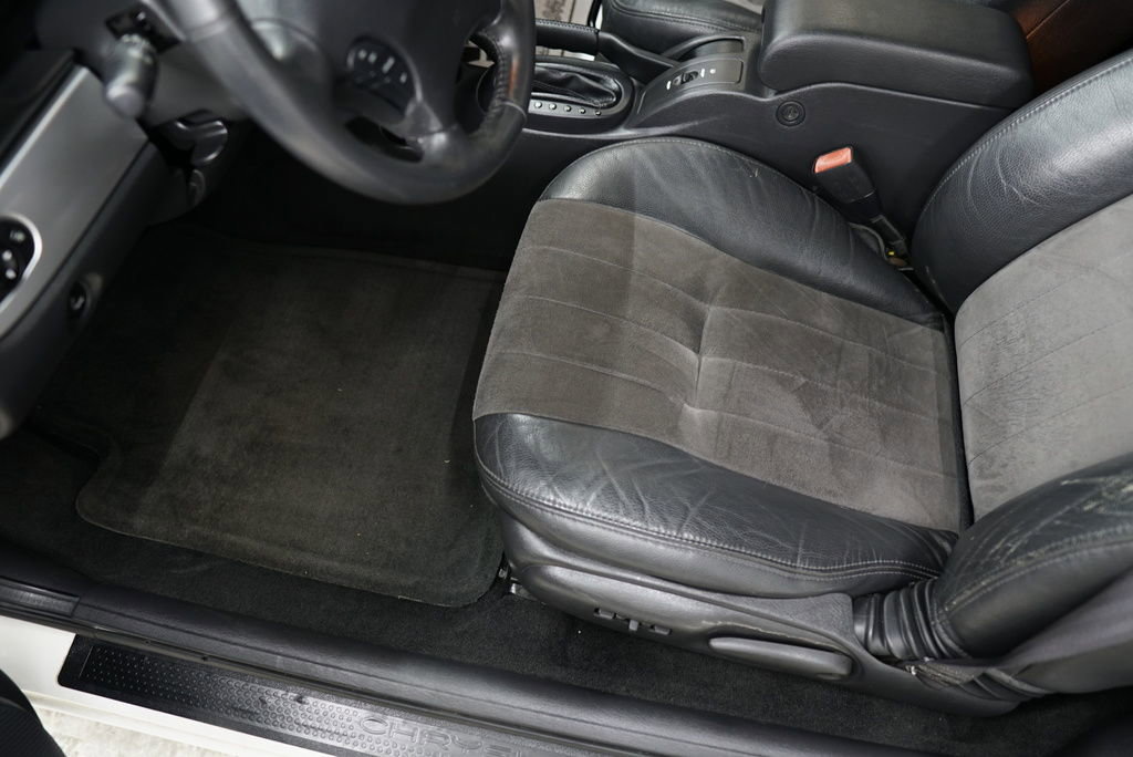 Used 2005 Chrysler Sebring Touring image 31