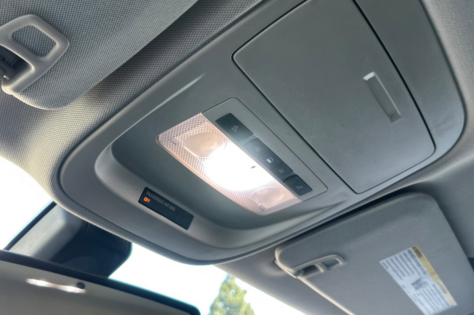 Used 2016 Chevrolet Colorado LT w/ Luxury Package, Chrome image 23