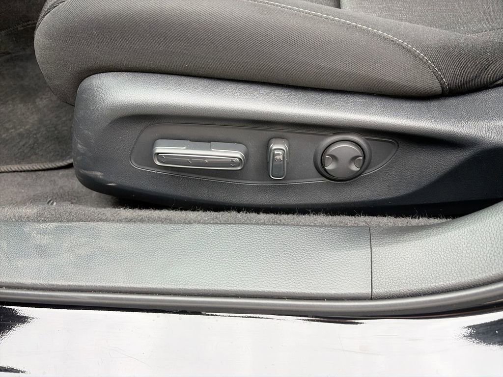 Used 2023 Honda Accord Sport image 15