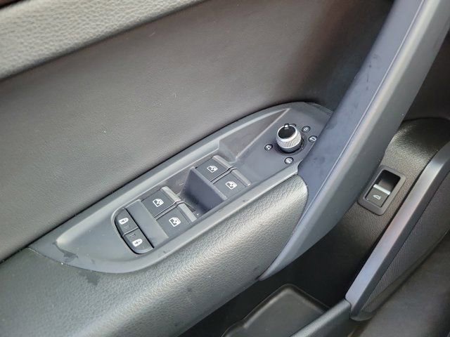 Certified 2023 Audi Q5 2.0T Premium w/ Convenience Package image 19