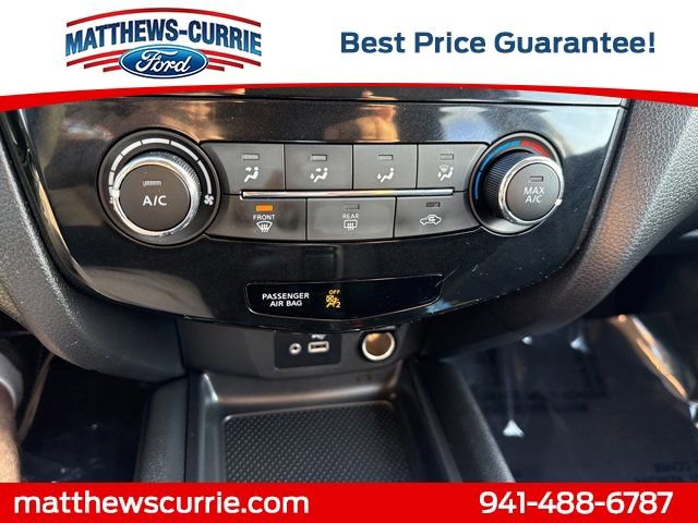 Used 2020 Nissan Rogue Sport S image 18