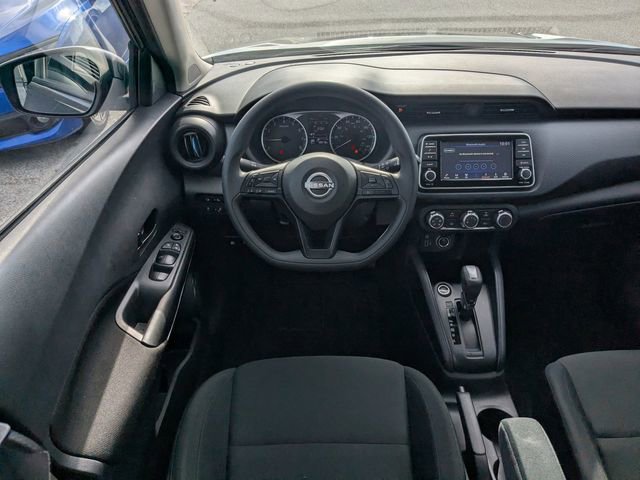 Used 2024 Nissan Kicks S image 14
