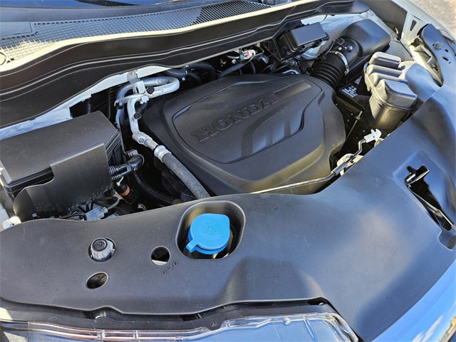 Used 2022 Honda Pilot Touring image 17