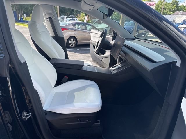 Used 2026 Tesla Model Y Long Range AWD/4WD image 25