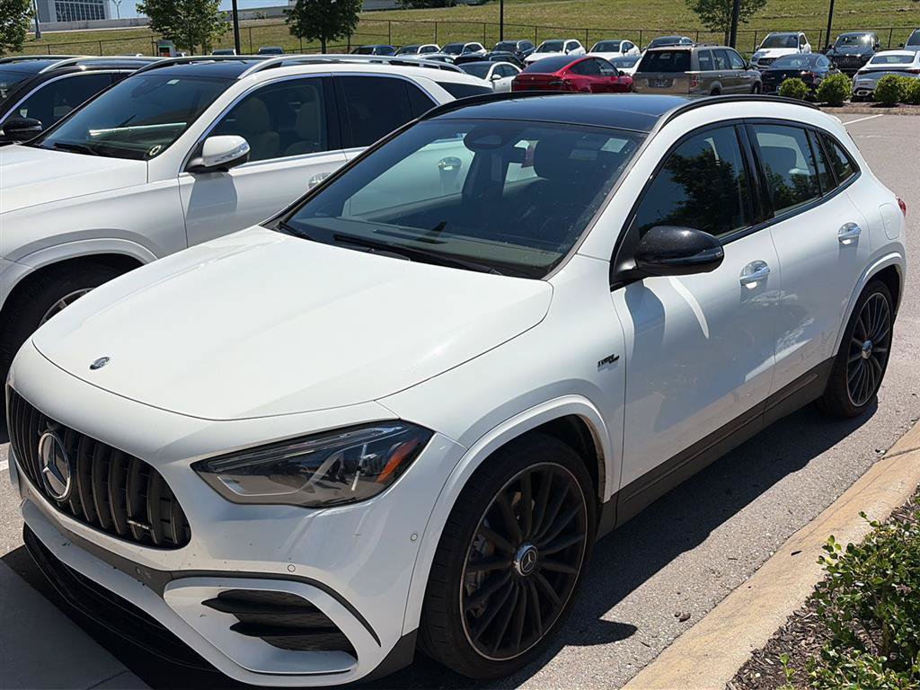 Used 2025 Mercedes-Benz GLA 35 AMG 4MATIC image 5