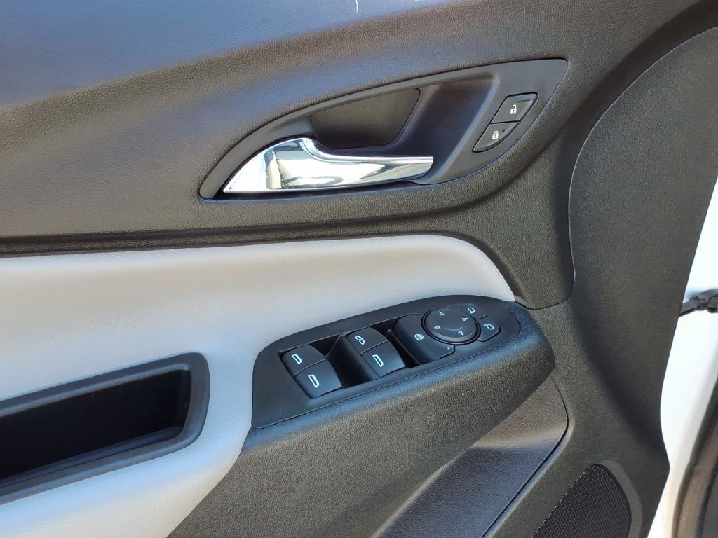 Used 2021 Chevrolet Equinox LS w/ LS Convenience Package AWD/4WD image 14