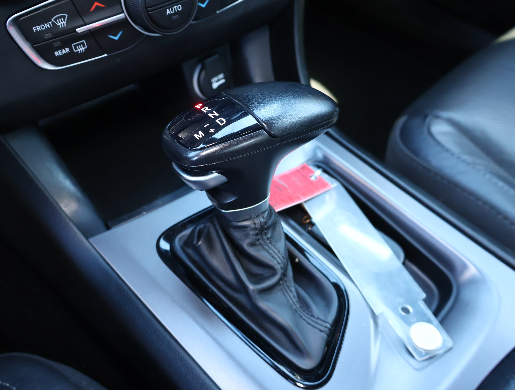 Used 2019 Dodge Charger SXT w/ Plus Group RWD image 19