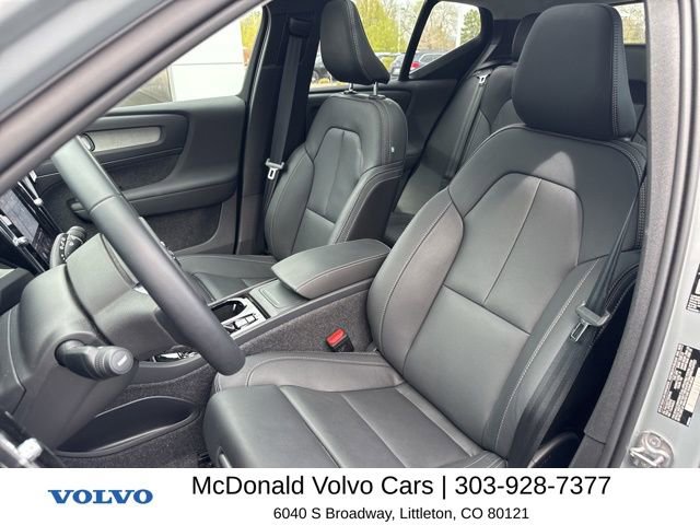 Used 2026 Volvo XC40 B5 Plus w/ Protection Package Premier image 11