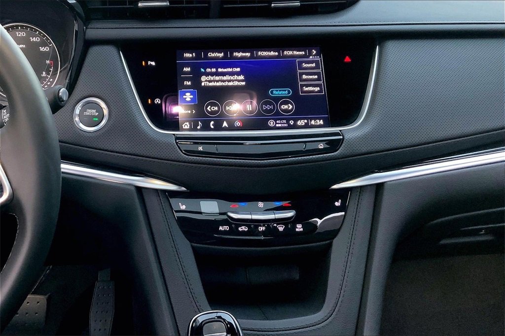 Used 2025 Cadillac XT5 Premium Luxury w/ LPO, Premium Carpet Package image 8