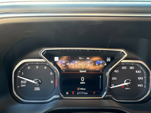 Used 2021 GMC Yukon Denali w/ Denali Premium Package AWD/4WD image 18