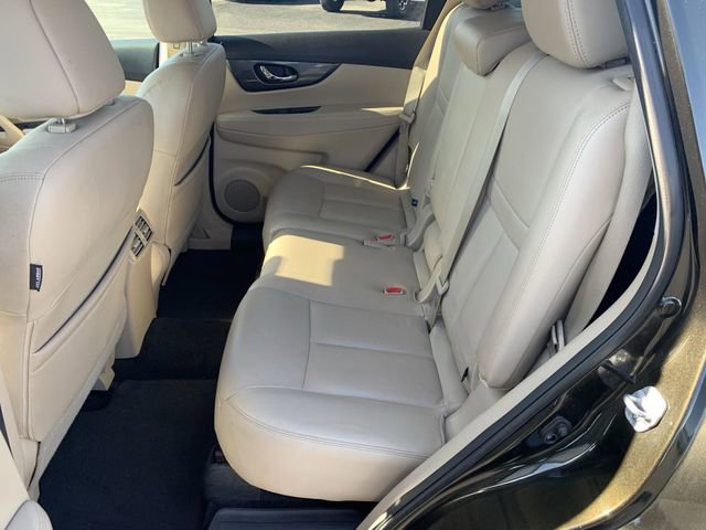 Used 2016 Nissan Rogue SL AWD/4WD image 24