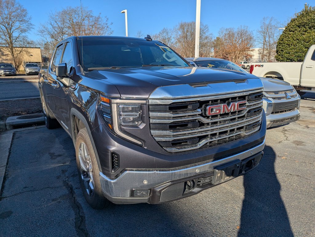 Used 2022 GMC Sierra 1500 SLT w/ SLT Premium Plus Package image 4