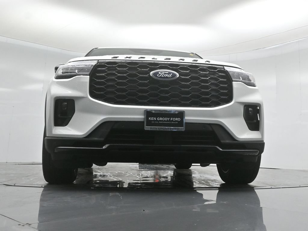 New 2026 Ford Explorer ST-Line w/ ST-Line Street Pack RWD image 46