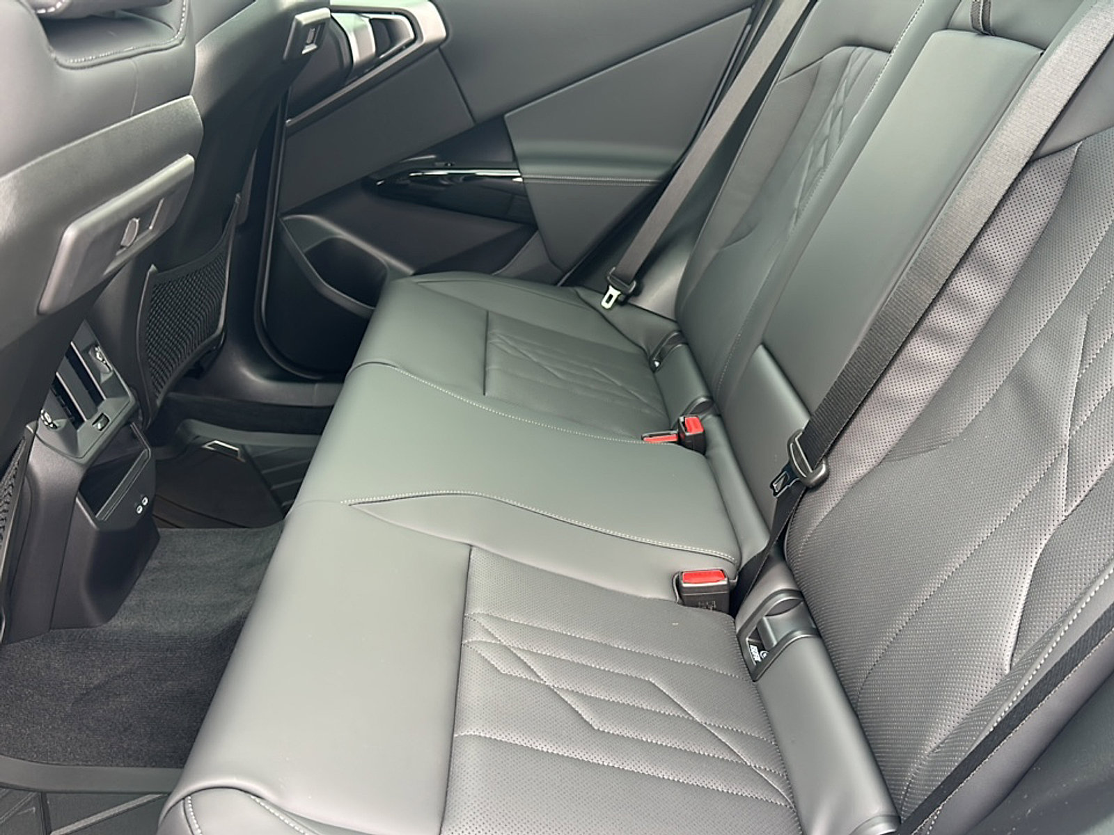 New 2026 BMW X3 xDrive30 w/ Premium Package image 15