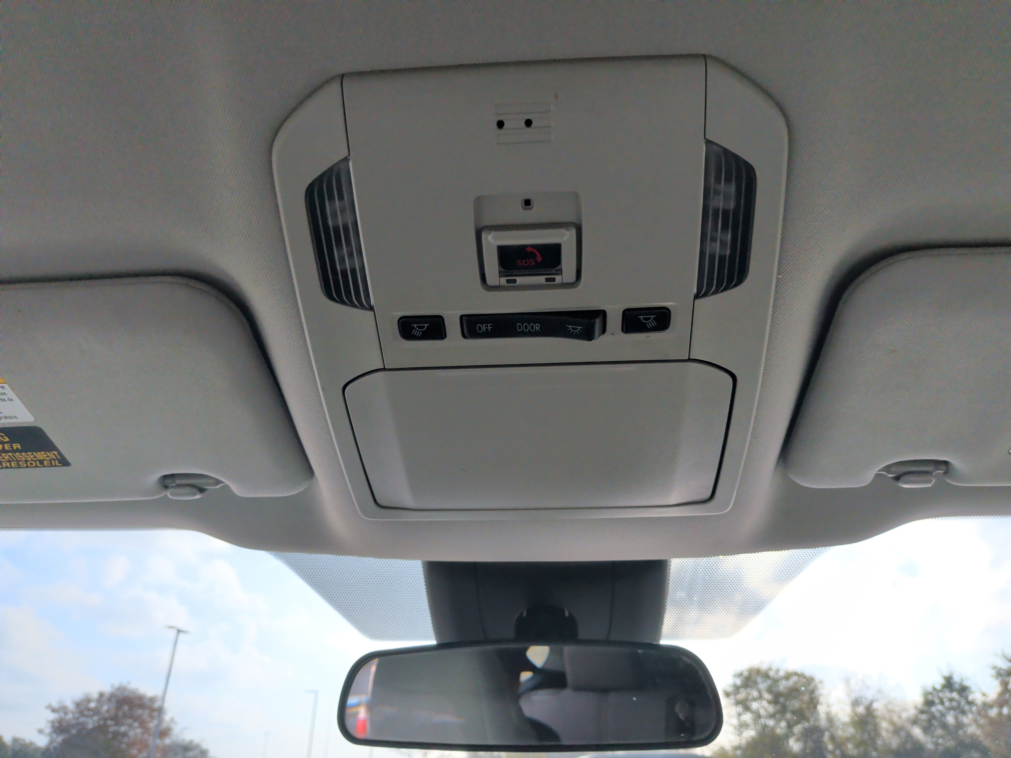 Used 2021 Toyota Highlander LE image 26